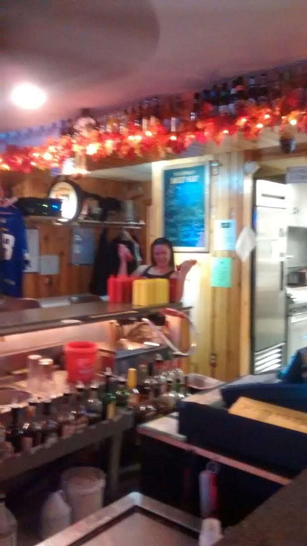 Alona’s Alibi Bar & Grill